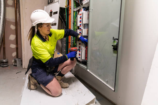 Best Circuit Breaker Repair  in Freemansburg, PA