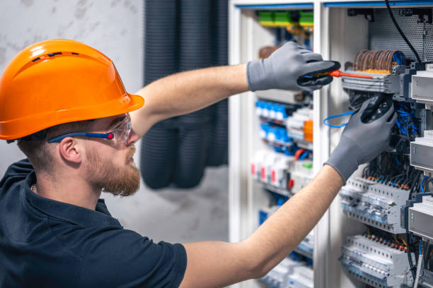 Best Electrician Near Me  in Freemansburg, PA